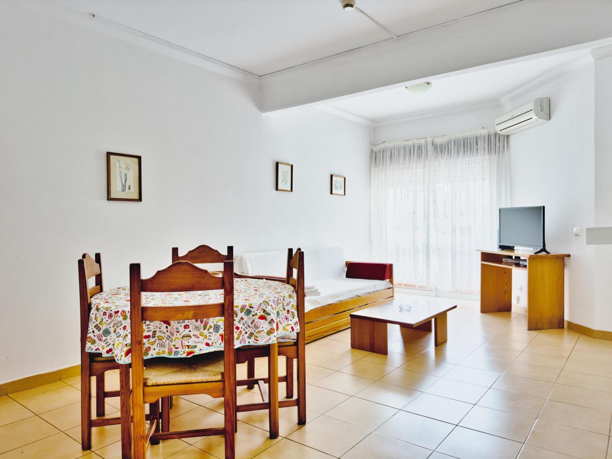 Squash Club Apartamentos 波尔蒂芒 外观 照片