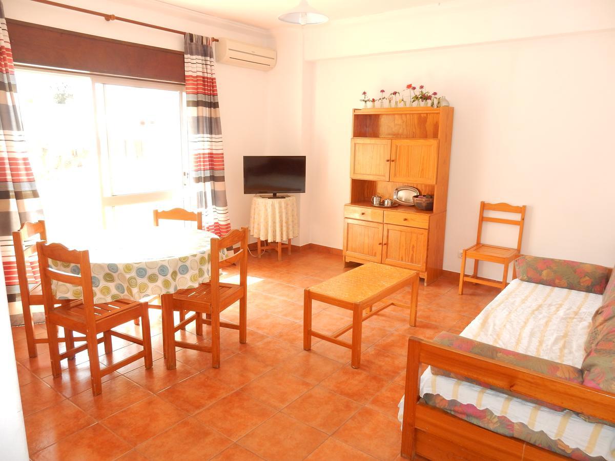 Squash Club Apartamentos 波尔蒂芒 外观 照片